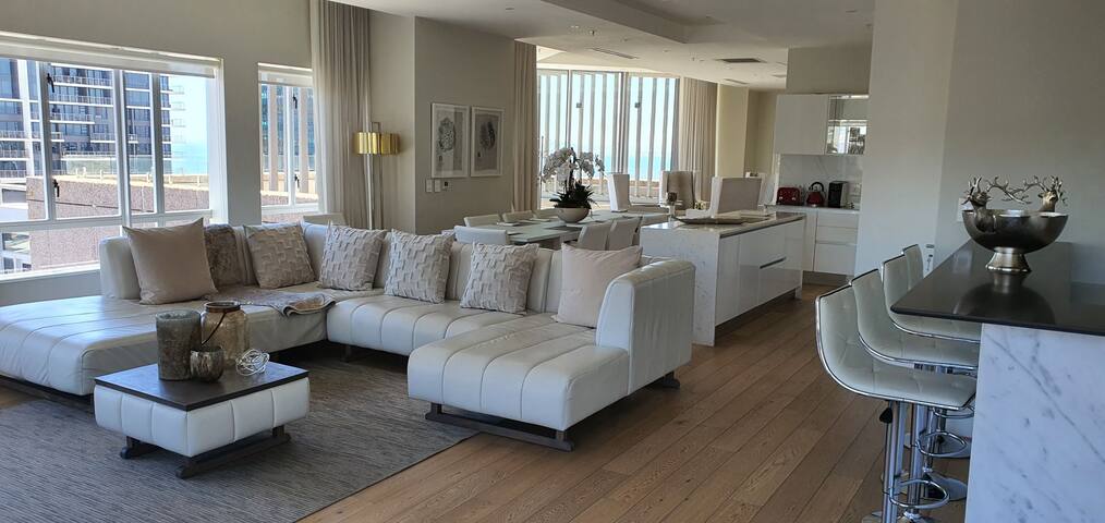 Penthouse 2301 gallery image 5