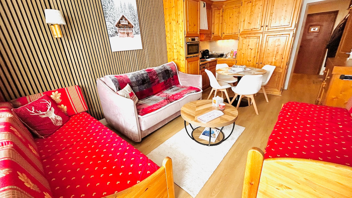 Successful Airbnb property: Méribel Mottaret, skis on your feet in Les Allues