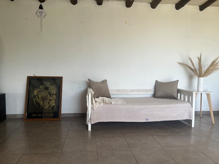 غرفة النوم 2