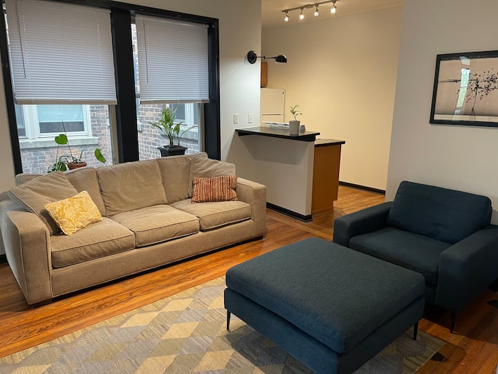 Home Away From Home, Balcony, Gated Parking! - Splash Pad, Detroit