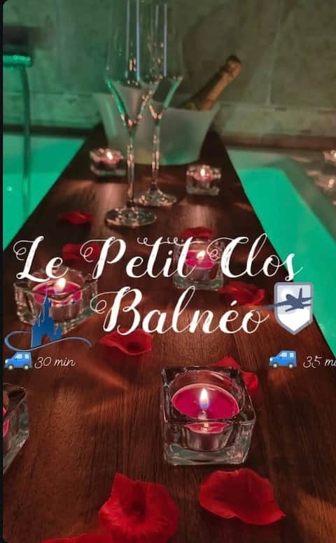 "Le Petit Clos" Studio with Spa