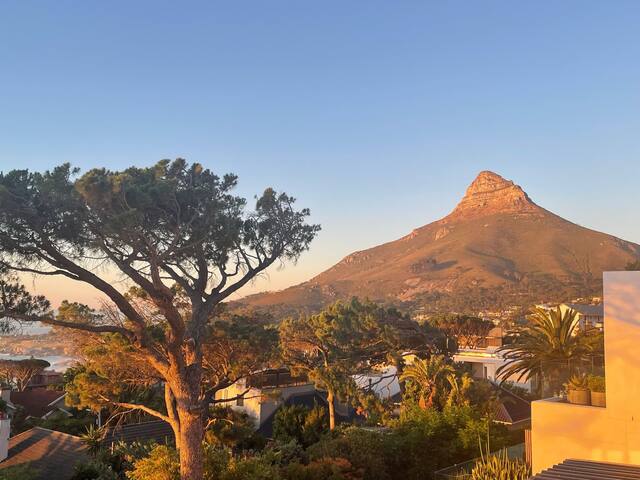 Sandbar Penthouse Camps Bay gallery image 5