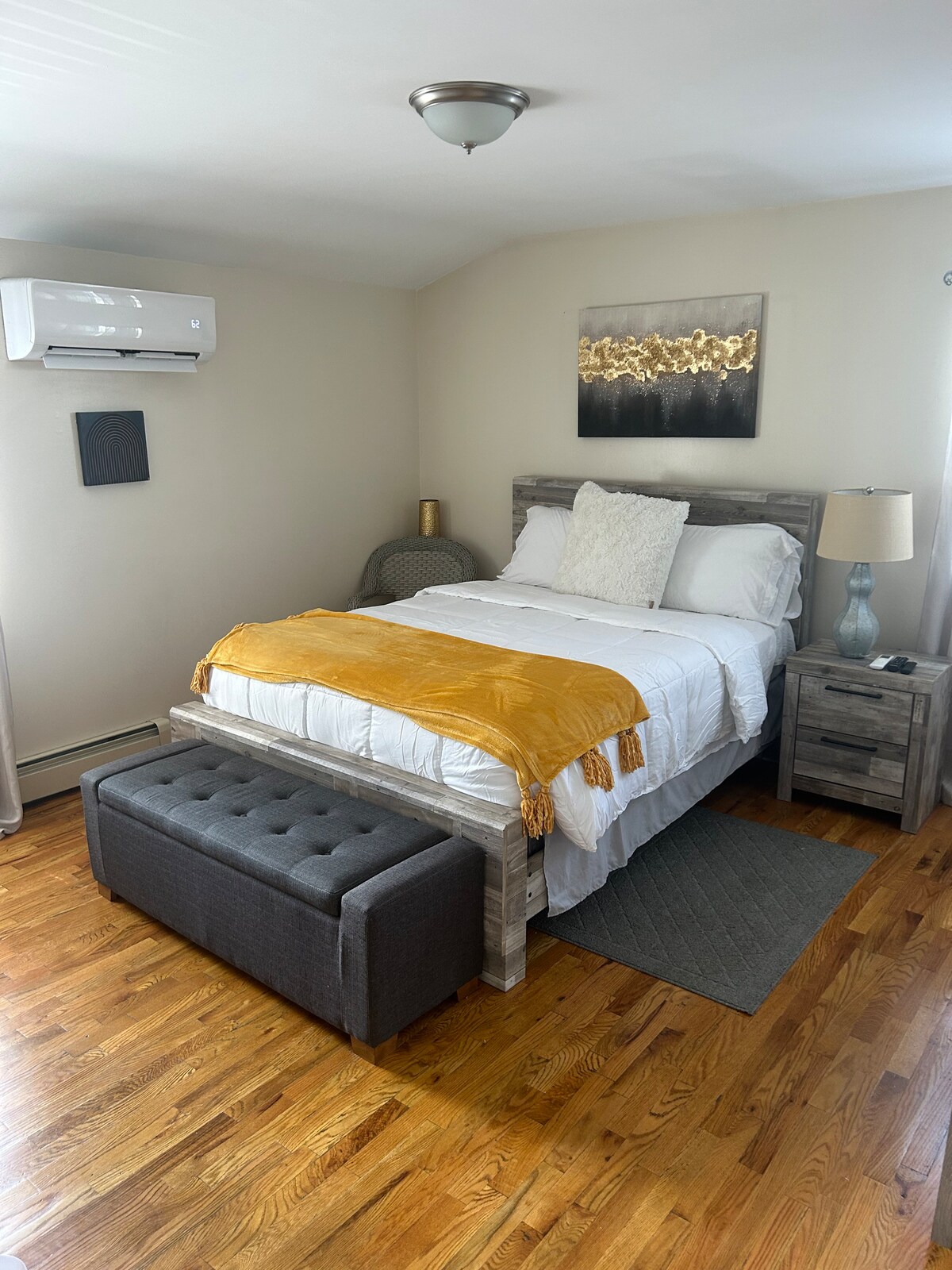 Chic 2bd apt 5 mins from JFK airport - Houses for Rent in Queens