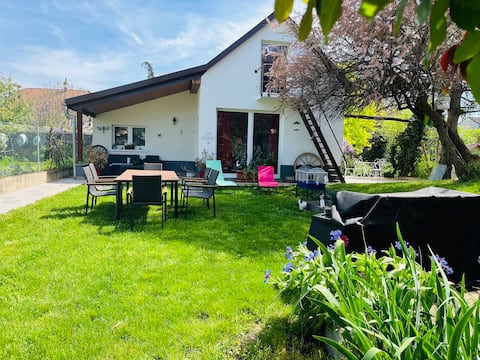Maison "Jardin La Cigogne"