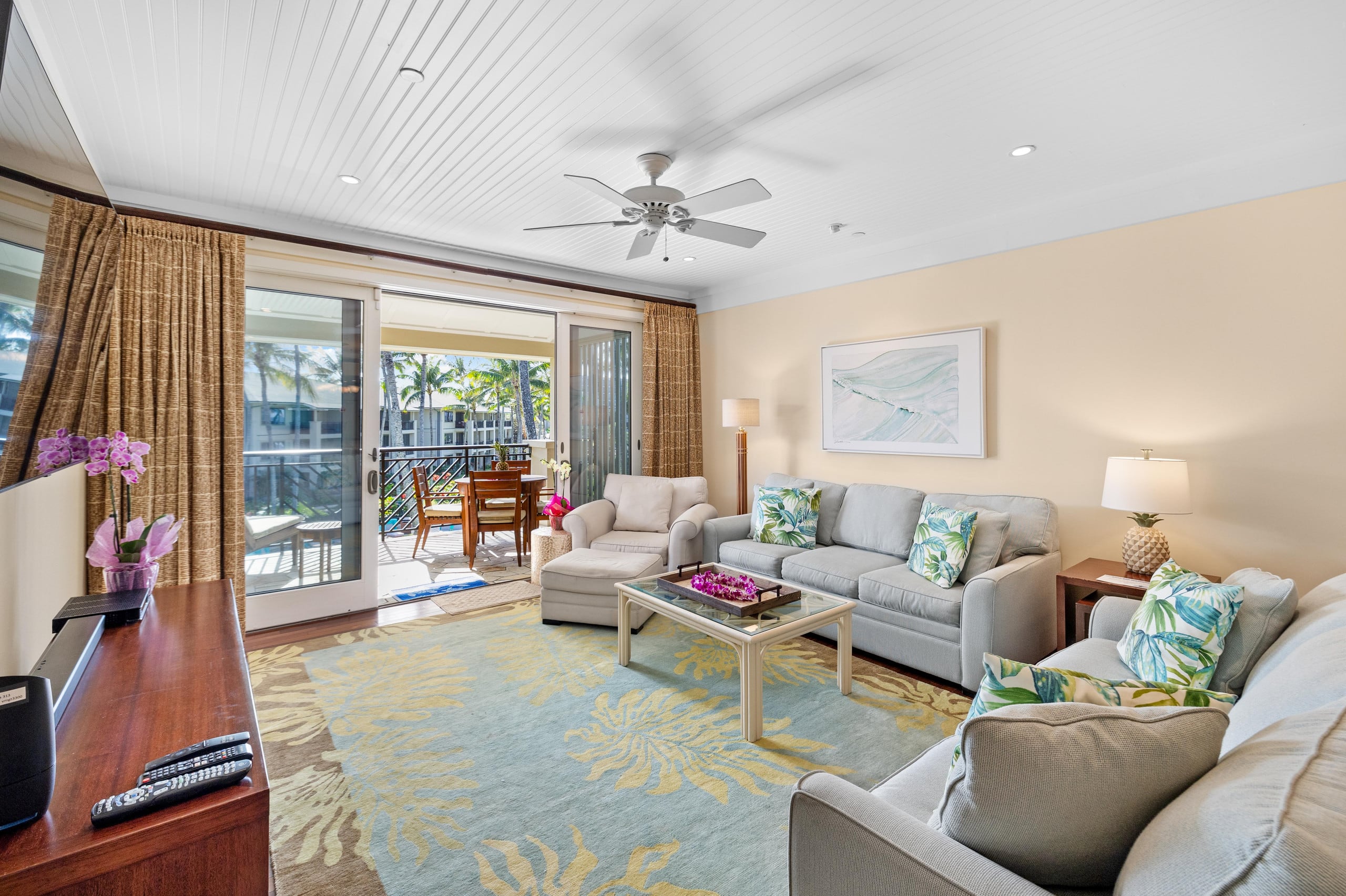 Villa in Kahuku · ★4.94 · 3 bedrooms · 4 beds · 2 private baths - Image 4