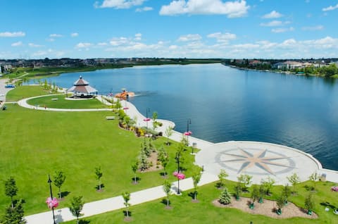 3BR,8ppl,KingBeds,SnowRemoval,parking,MountainView