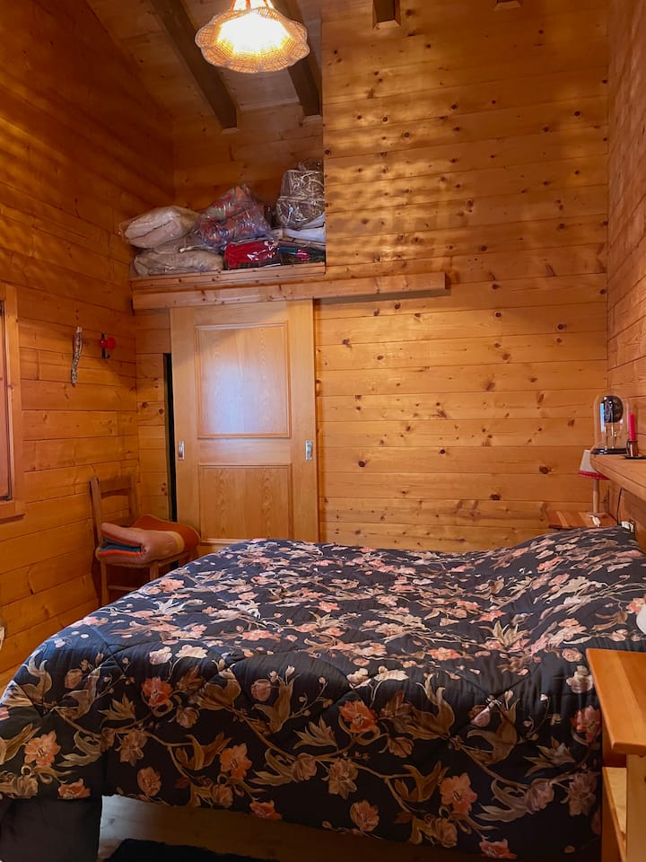 غرفة النوم 1