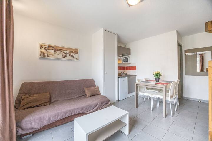 მისაღები ოთახი