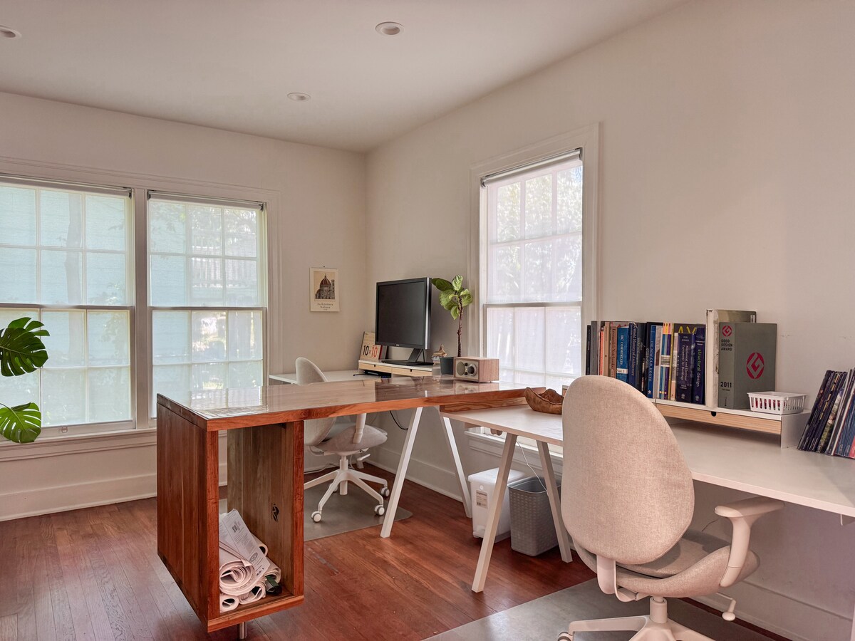 Cozy NorthLoop Workspace