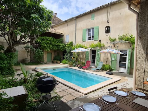 House in Camargue, with pool, not overlooked
