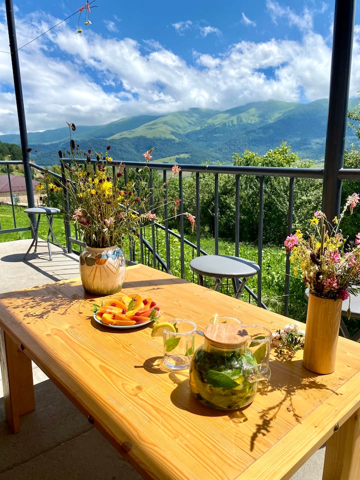 Cozy Dez Guest House | Dreamy Mountain Views - Armenia