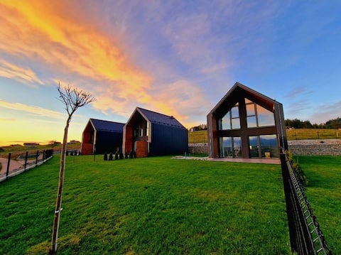 House in the mountains Barns with a view of the Tatras -Sun Set