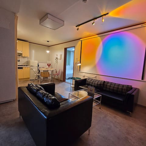 [Stay Half-Monthly] 8 people, luggage storage, discount. Long-stay discount/Banwoldang Station, Hyun