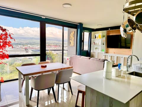 Modern High-Rise • Upscaled Comfort in La Sabana