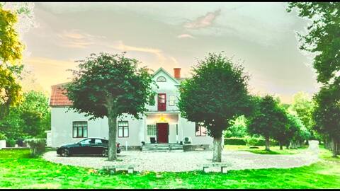 Villa Kolartorp - by the lake