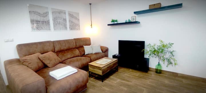 Apartamento En La Montaña De Serra. - Náquera