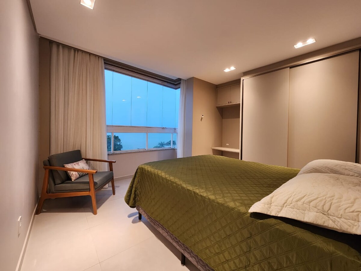 חדר סוויטה מול הים