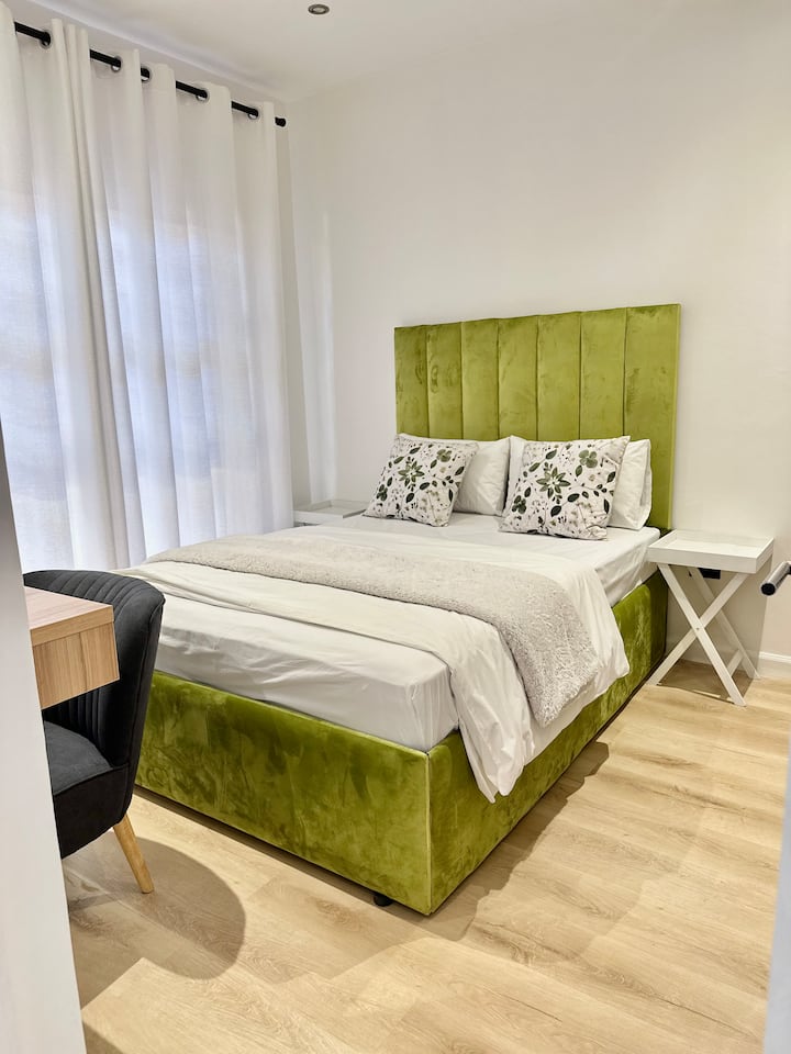 غرفة النوم 2