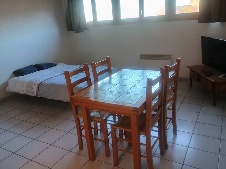 Jolie Petit Appartement - Bernex