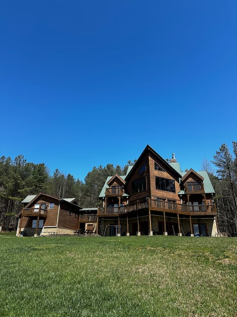 Sunset Lodge at Rocky River Valley