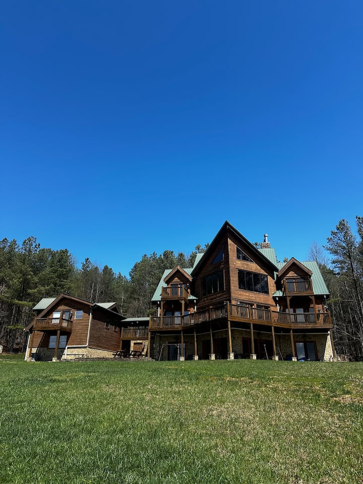 Sunset Lodge at Rocky River Valley