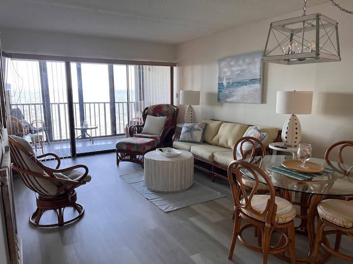 Waterfront Florida Condo-rocket Launches & Dolphin - Titusville, FL