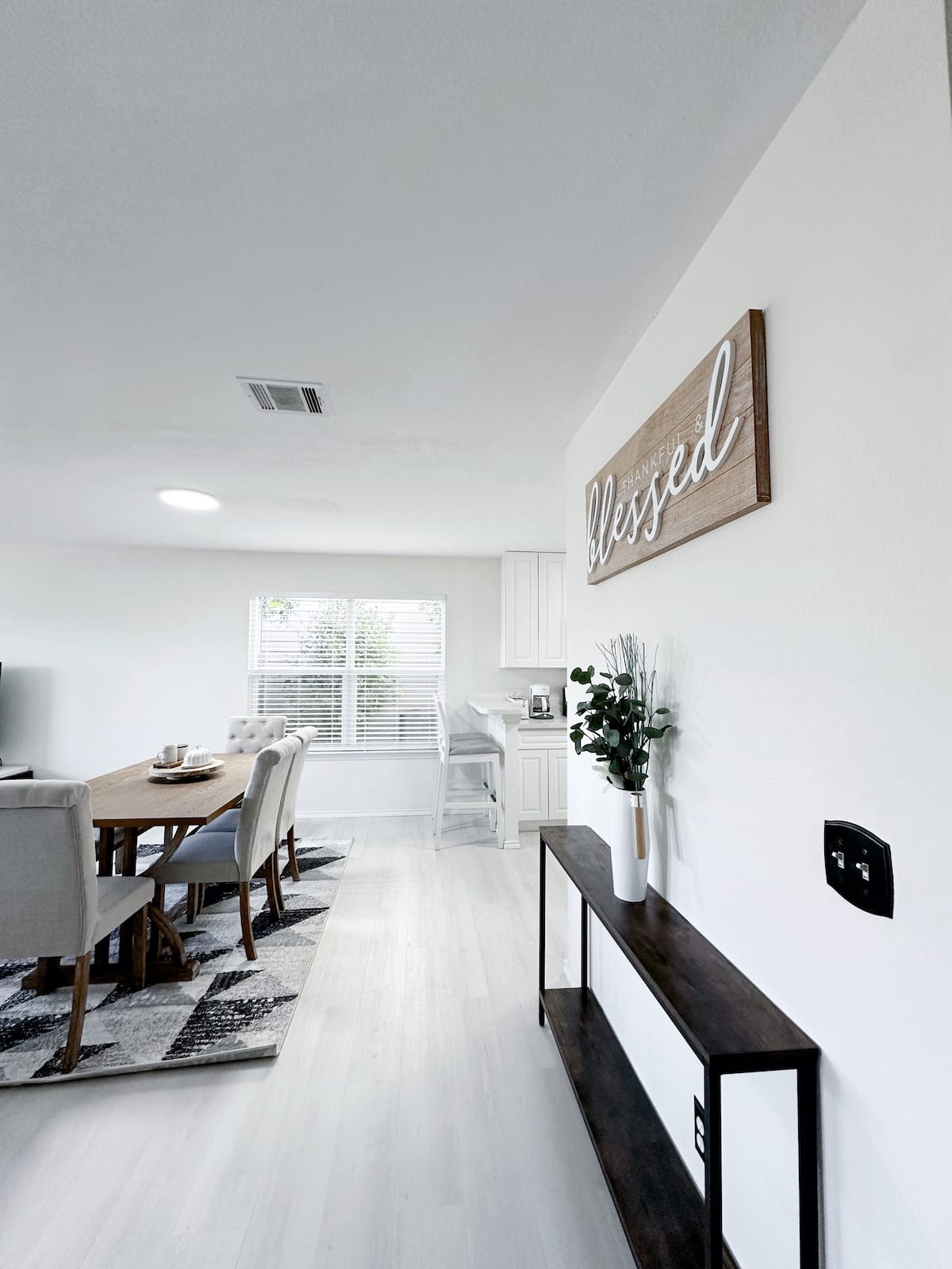 Bright & Airy Room — Tech Ridge, North Austin — Masaya Hospitality