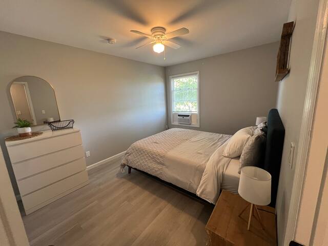 Bergen Lafayette Charm Near Downtown Jersey City gallery image 4