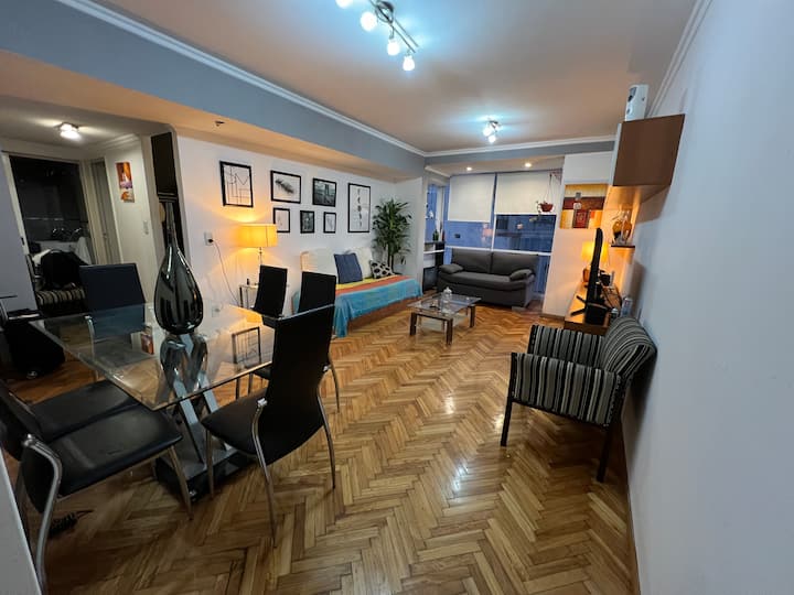 Departamento de 2 ambientes con balcón en San Cristóbal