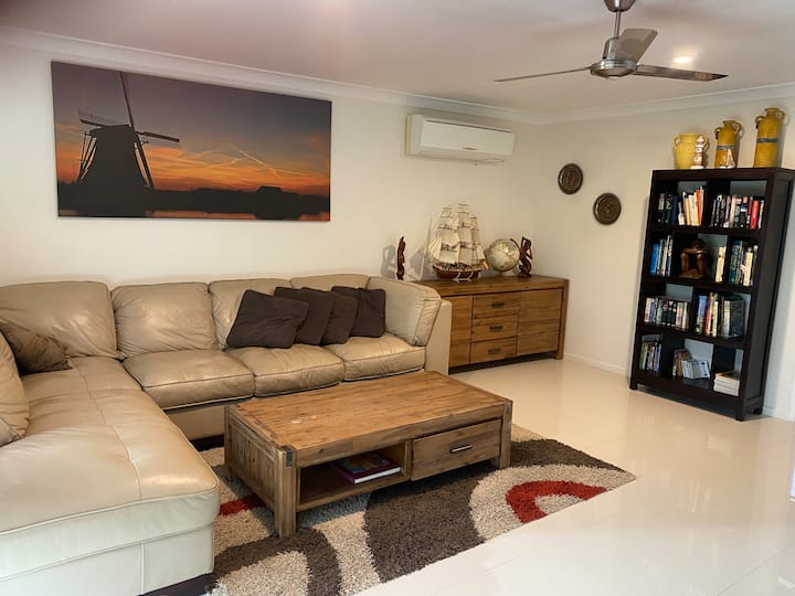 A Fisherman's Haven Villa 1. - Tin Can Bay