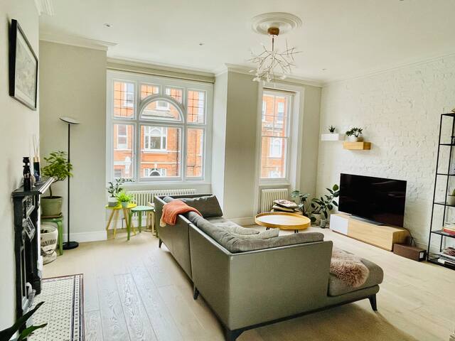 The Scandi with terrace at Hampstead Heath gallery image 3