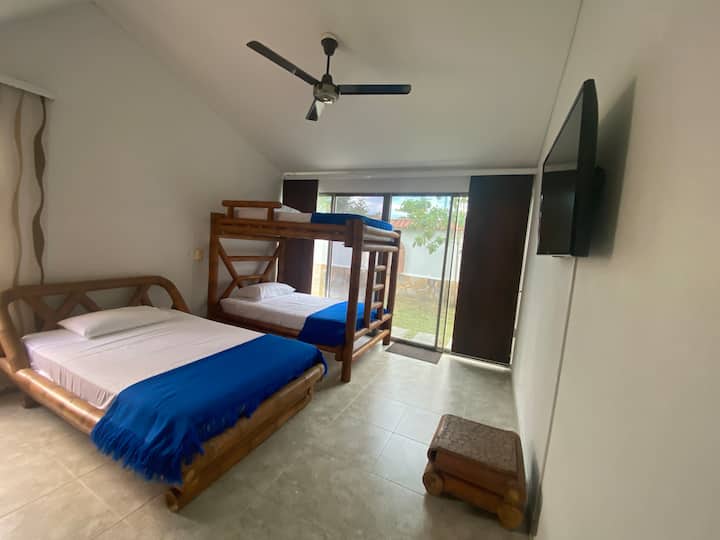 საძინებელი 1