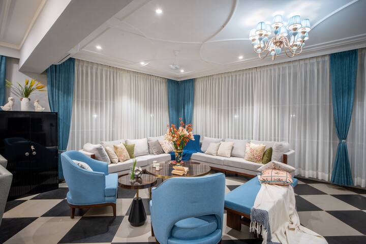 Living room image 2