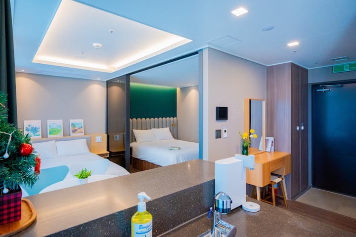 H-11 • 2beds | 초고층 테라스 하프오션 포인트 프리미어 더블 | 최대4인 - Busan