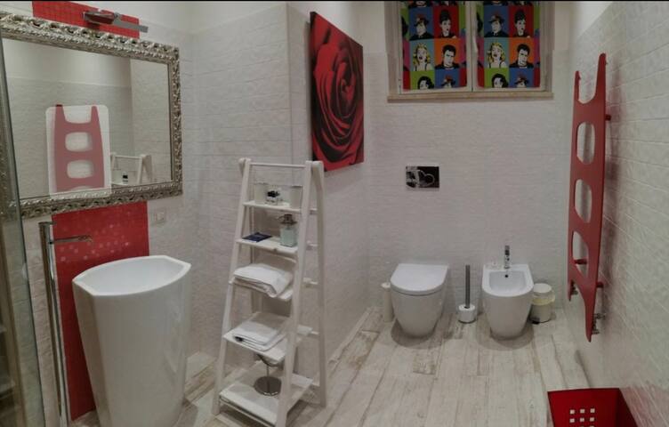 Two Chick Guesthouse roma centro gallery image 2