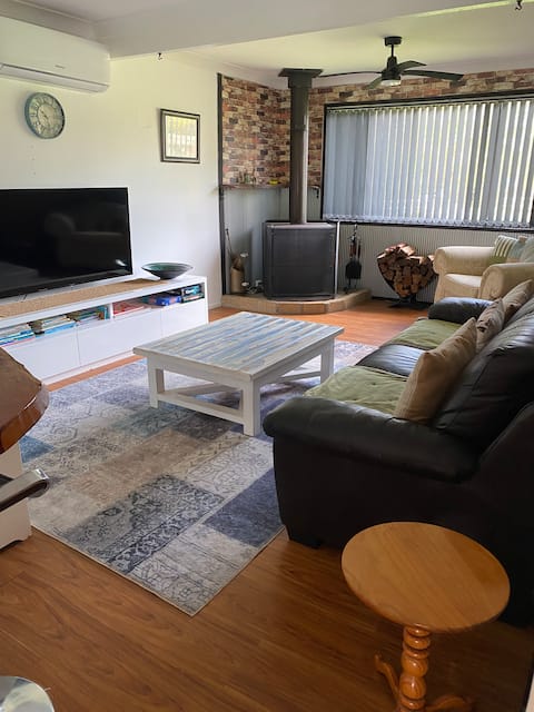 Popular Airbnb listing: Basic & Beautiful at Bawley in Bawley Point