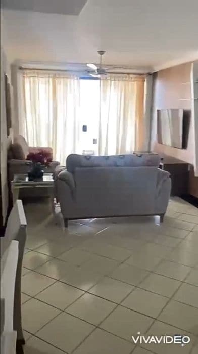 غرفة المعيشة