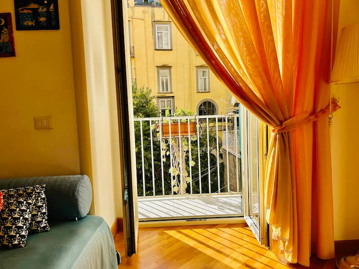 Chez Mezzocannone - Italy