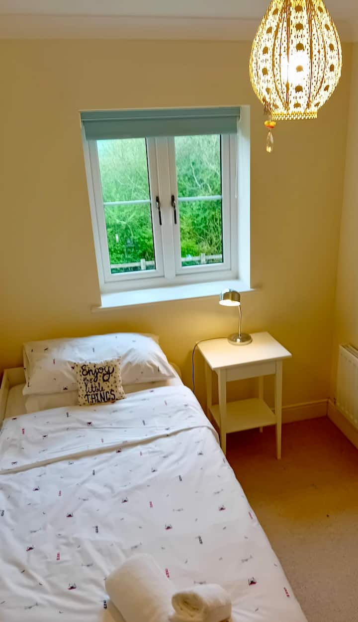 საძინებელი 4