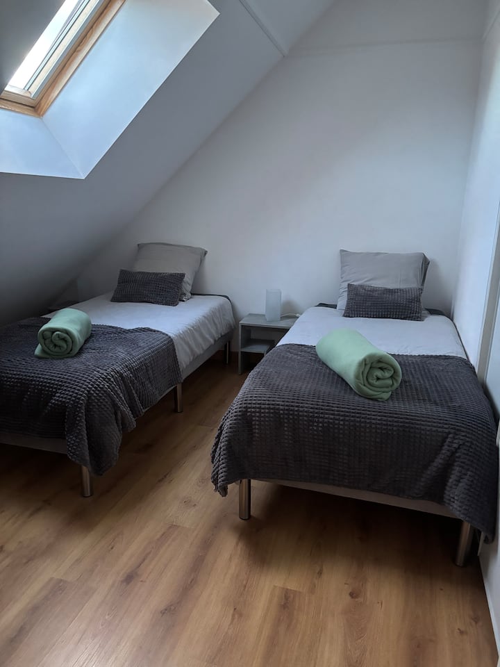 საძინებელი 1