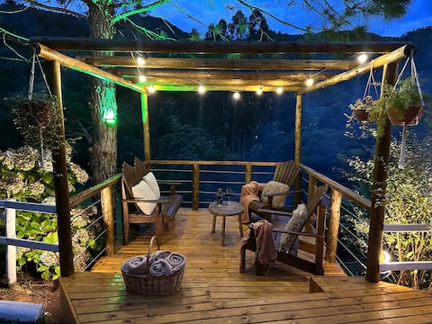 Airbnb em destaque: Large property with a river and lots of greenery em Anitápolis