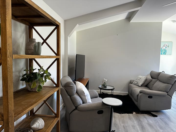 Spacious Modern Garden Studio - Fremantle