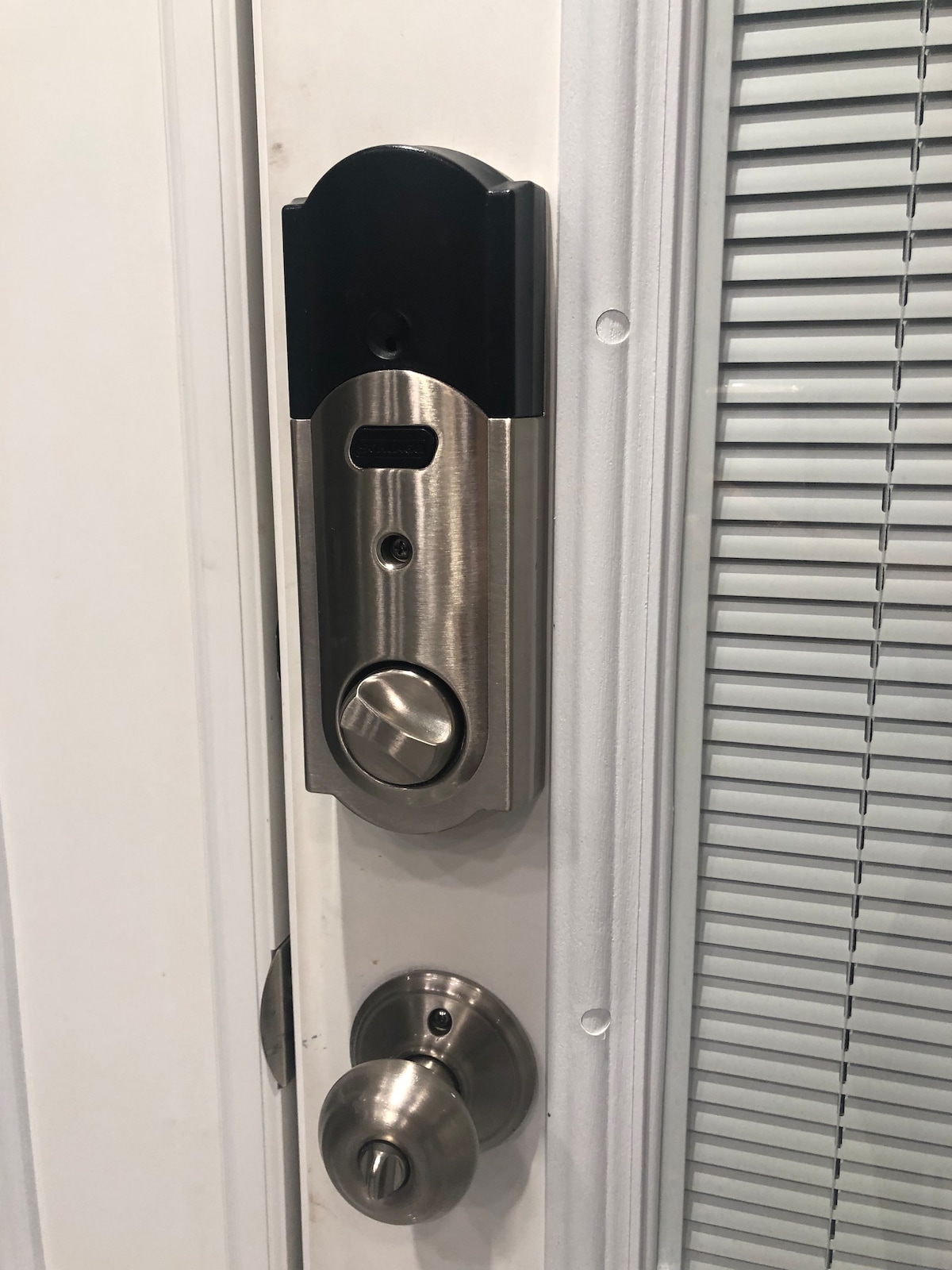 2 Bedrooms & 2 Beds for 4 guests