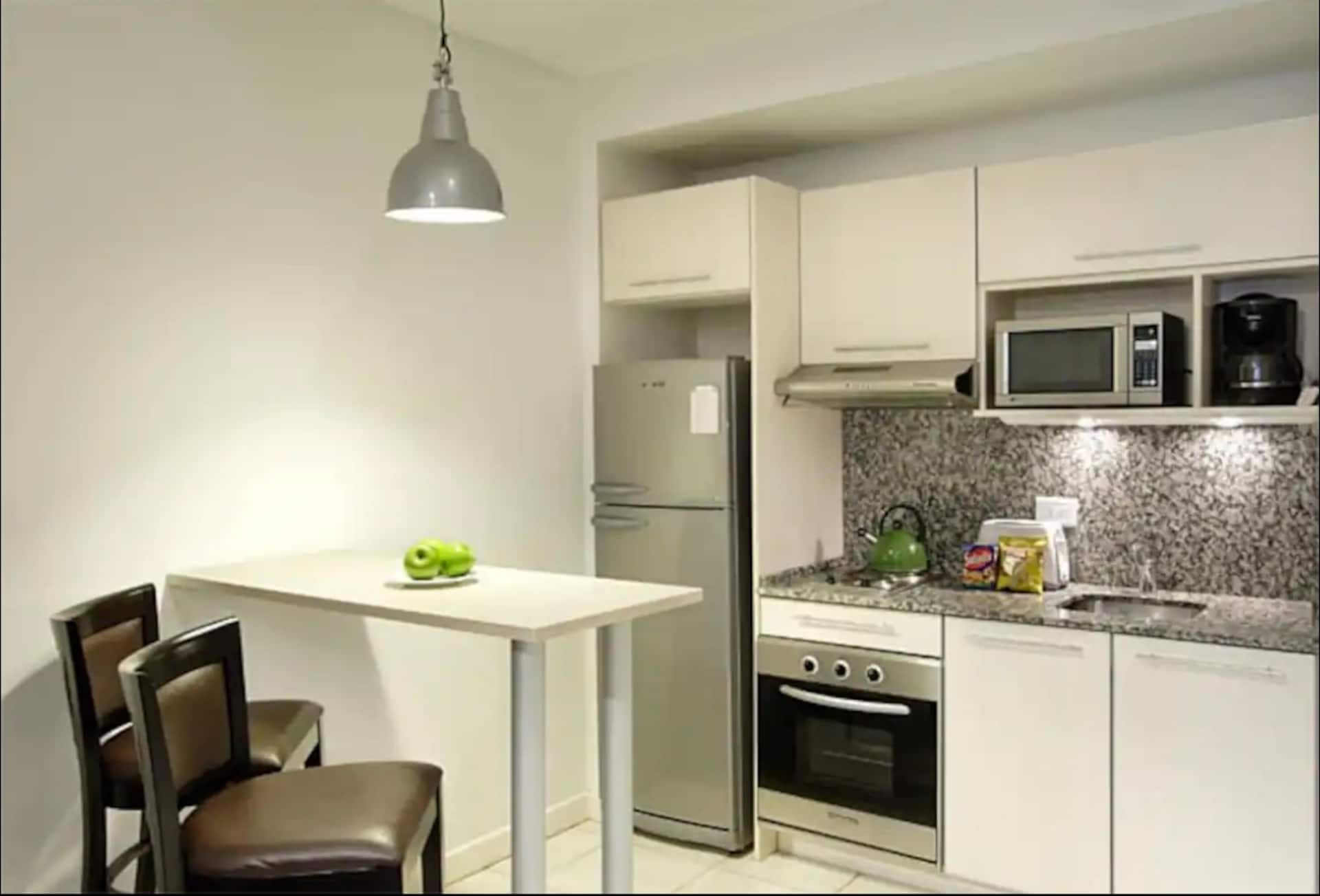 Modern one-bedroom apartment in Recoleta