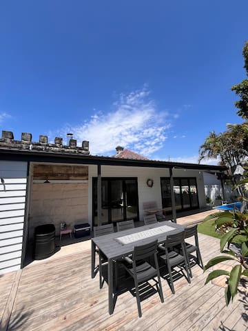 Unique and stylish house in Freshwater/Queenscliff gallery image 4