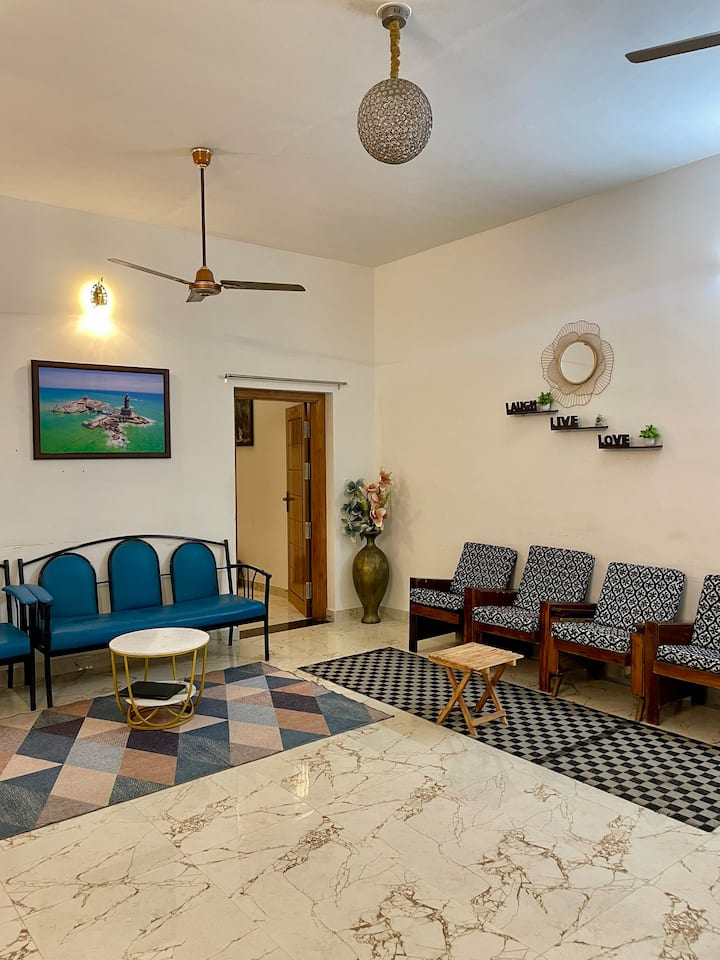 White Home Stay - 10 Mins Walk To Main Beach - Kanyakumari