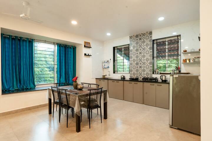 Full kitchen image 1