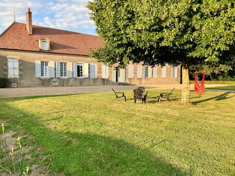 Family home 1:30 from Paris