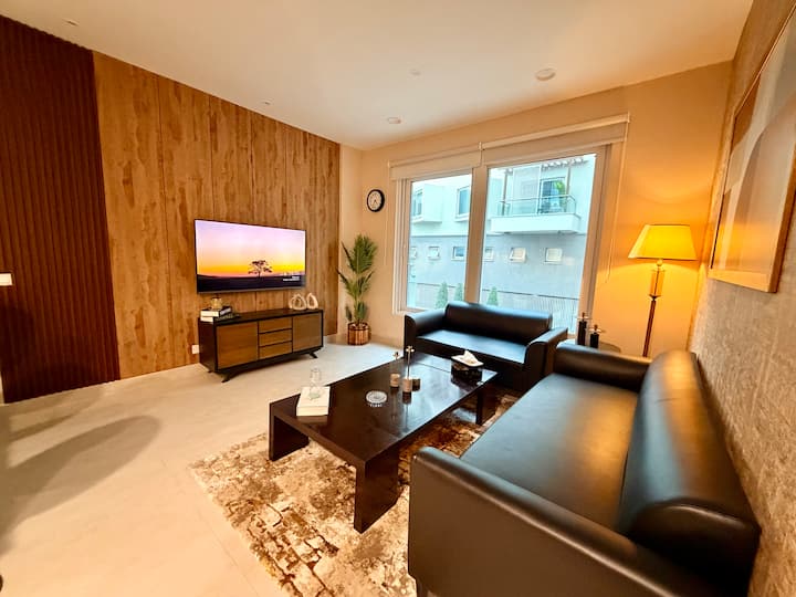 Cosy 1 Bed | Penta Square | DHA Phase 5