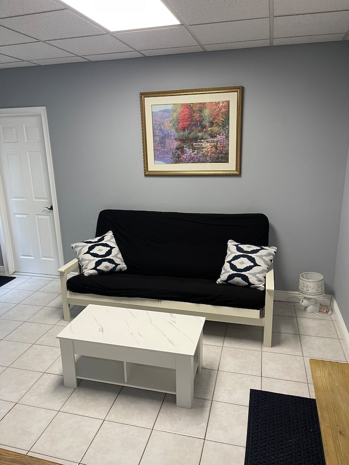 Spacious 1 Bedroom Apartment - Huntington, NY